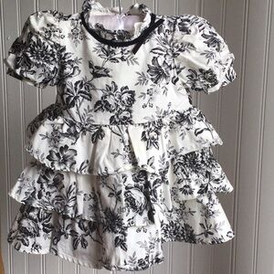 Janie and Jack black and white 6-12m